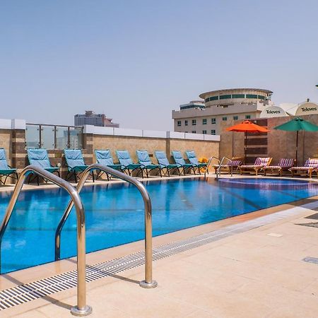 Crystal Plaza Al Majaz Hotel シャルジャ エクステリア 写真