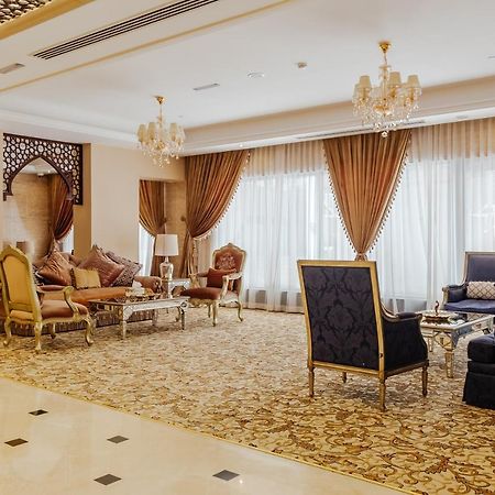 Crystal Plaza Al Majaz Hotel シャルジャ エクステリア 写真