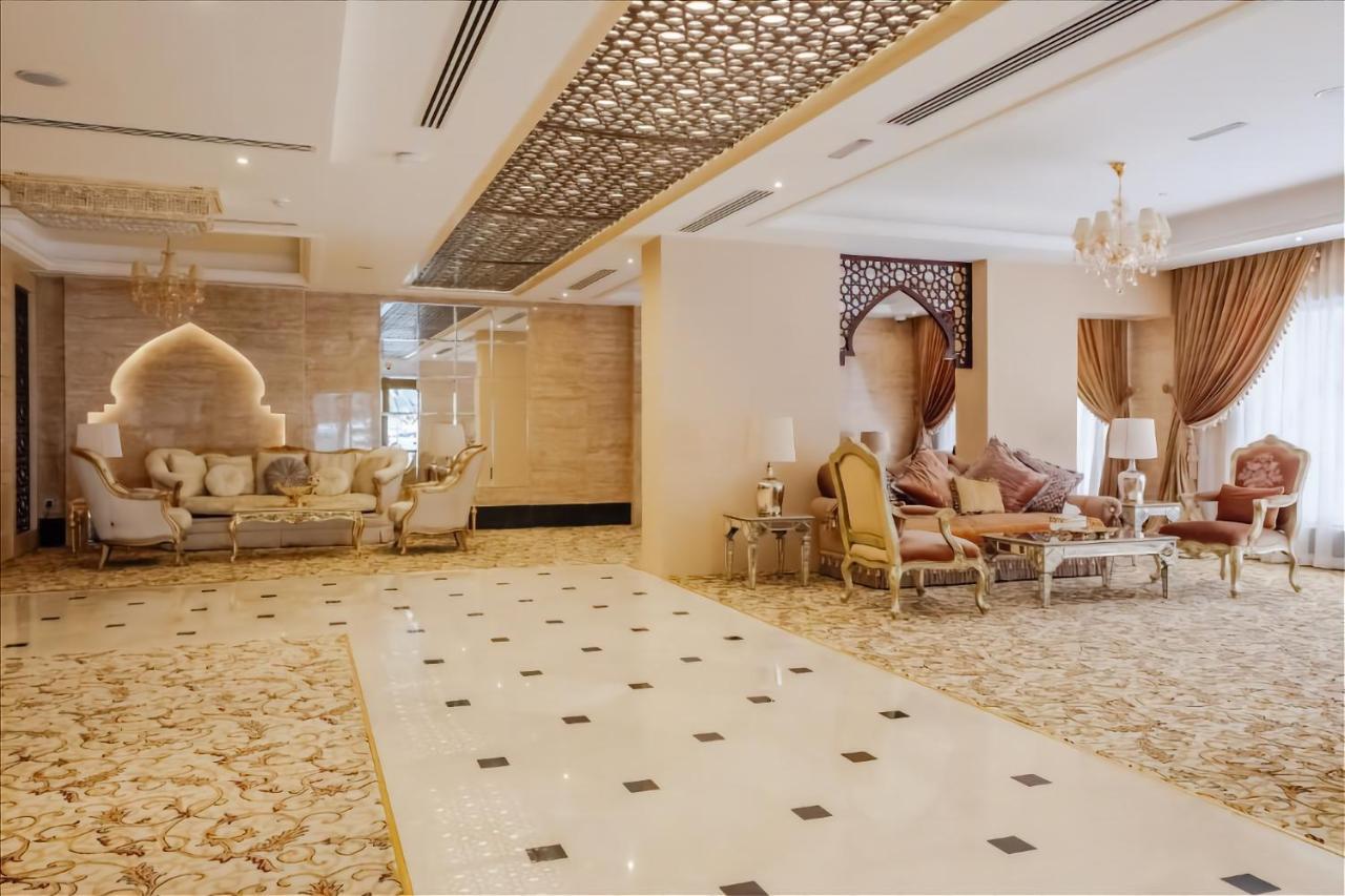 Crystal Plaza Al Majaz Hotel シャルジャ エクステリア 写真